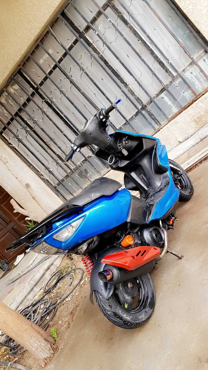 ماكس حديث ياباني اصل نكره 700 بغداد السيدية ***********
