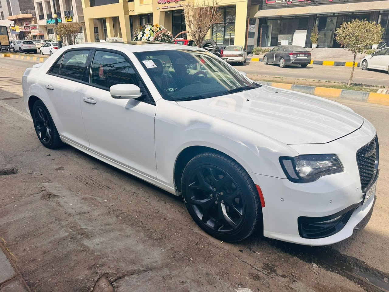 كرايسلر أوباما 2020 كندي داخل احمر 
مكفولة السيارة من الدعامية للدعامية
بانوراما 
ابواب بصمة 
كشنات تبريد تدفئة امامي خلفي 
استيرن تدفئة 
بجم عريض Black Top

🛑 الصعب سوي تعليق يصل مباشرة 🤖 

مكينة كير مكفولات بشرط
سياره حيل حلوة ونظيفة 
ماتحتاج مصرف جاهزة من كلشي

رقم صاحب سيارة
***********
