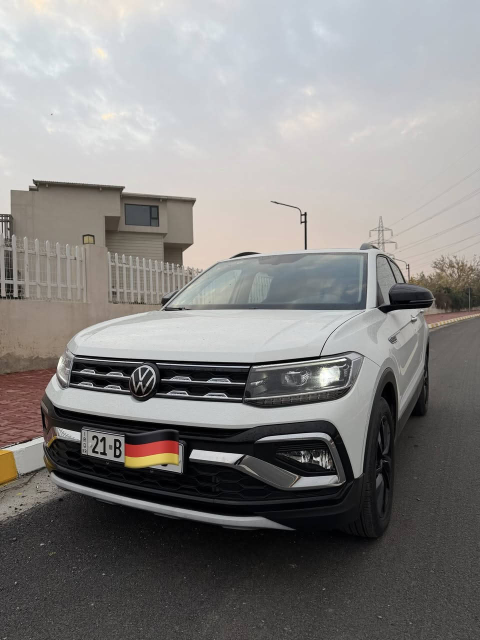 لەسەرئیزنی ئەدمین🌹
ڤۆلکسواگن تی کرووس ٢٠٢٤
٧هەزار ڕۆشتوە 
بئ بۆیاخ یەک پەلە pdr هەیە 
تجمیع سین 
فوول مواسەفایت
مکینە ١.٥تۆربۆ ٣٠٠tsi
گێر ئۆتۆماتیک عادی سپۆرت
کێچ دیجیتال کامل 
شاشە گەورە
ناولید بیلادی 
کوشن هیتەر جلد 
پانۆراما 
لایت لید پێشوو دوا 
کارپلەی ئۆتۆستار ستۆپ زۆر مواسەفاتی تر
رەقەم سلێمای بئ مەسرەف 
ناونیشان.سلێمانی 
سعر.١٨٥ 
***********
