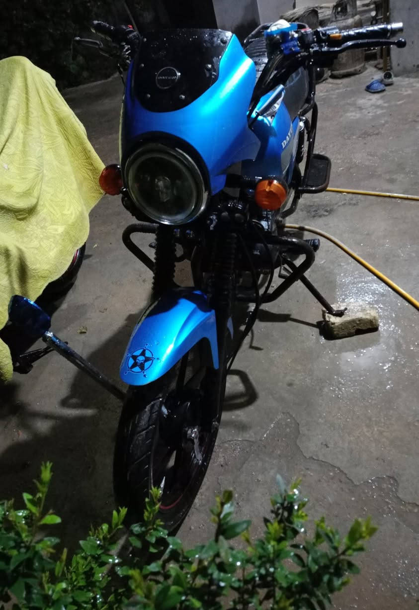 اللهم صل على محمد وآل محمد
دايوان موديل 19 أوراق أصولية كاملة.... دراجة حلوة ونظيفة ومرتبة// العنوان كوت الدجيلي 
***********
