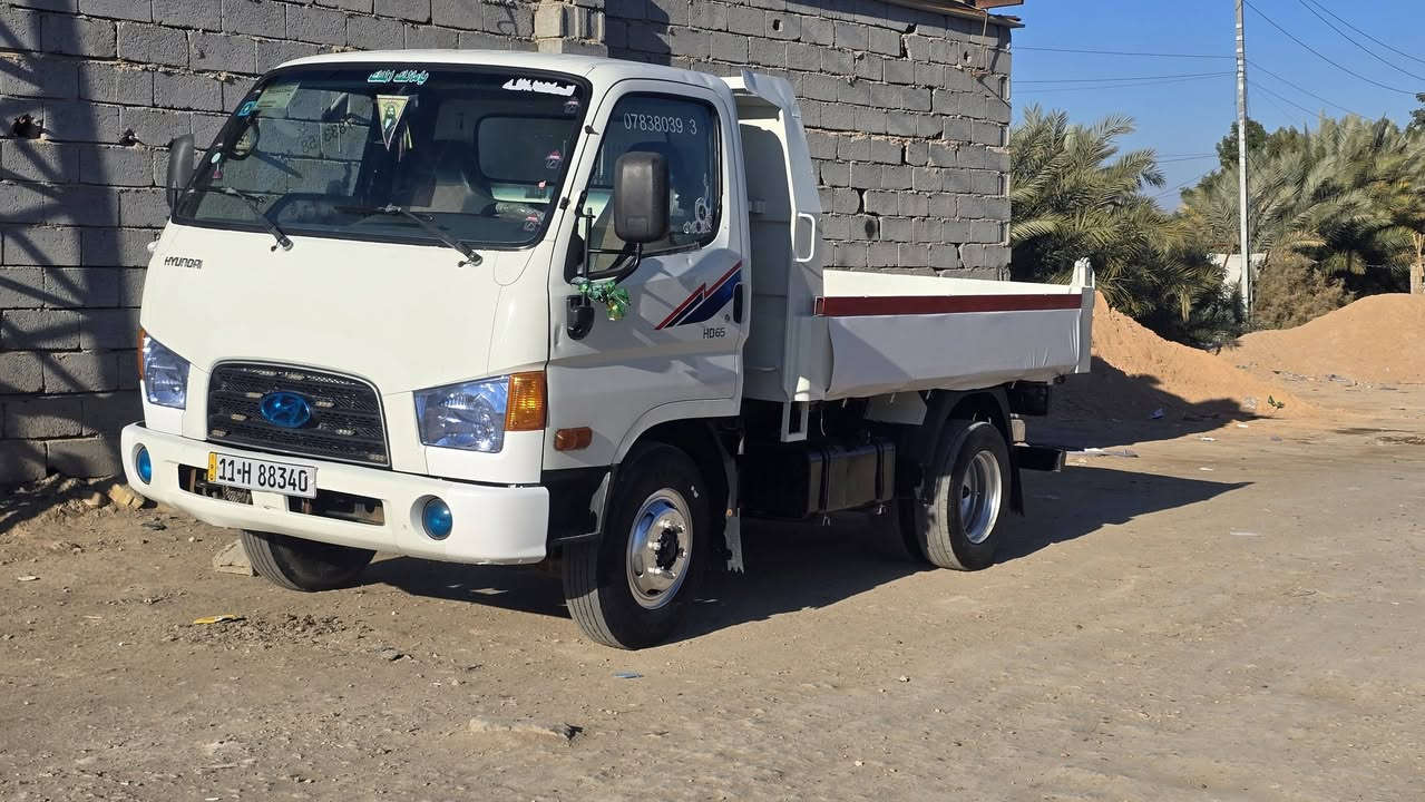 السلام عليكم ورحمة الله وبركاته 
للبيع كنتر هونداي موديل 2016
مكفوله كفاله عامه من كلشي 
تخم تاير مغلفه جوادر 
مكينه 4000 لا تنقيص ولا تبخير 
سياره خير من الله احلى من الصور 
مكان السياره بابل جبله 
***********
