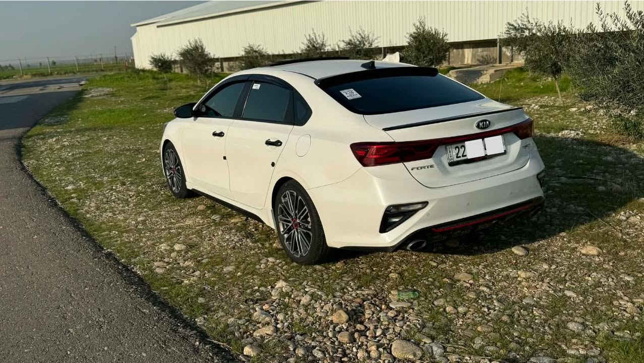 سلام عليكم
فورتي مديل 2021
فول موصفات 1/1
فئة GT  
مكينه 16 توربو 201 احصان 
ضرر بابين وربع جاملغ
بجم كبس 
ماشيه 32 الف مايل 
***********
***********
