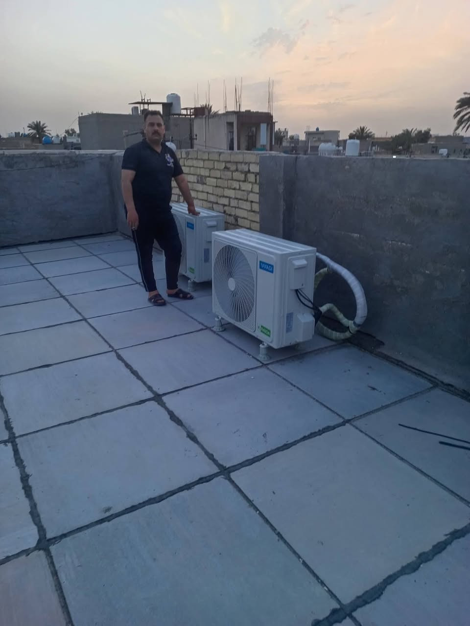 ورشة عالم التبريد للتكيف
المتنقلة يعني شغلك يخلص بيتك 
⁦🛠️⁩🔧نصب وفتح ونقل من مكان إلى مكان ❄️ 
غسل 
شحن غاز ⁩⁦ 
تأسيس بواري دفن 
الهاتف 📞 ***********
🔧نصب و صيانة جميع أنواع السبالت و بكل دقه بالعمل⁦ 
                     
      كوادرنا متنقله🚛 نصلك أين ماتكون
                  
(دقة_ضمان _اخلاص)في العمل
                    
⁦☎️⁩للتواصل والاتص***********
بغداد فقط
