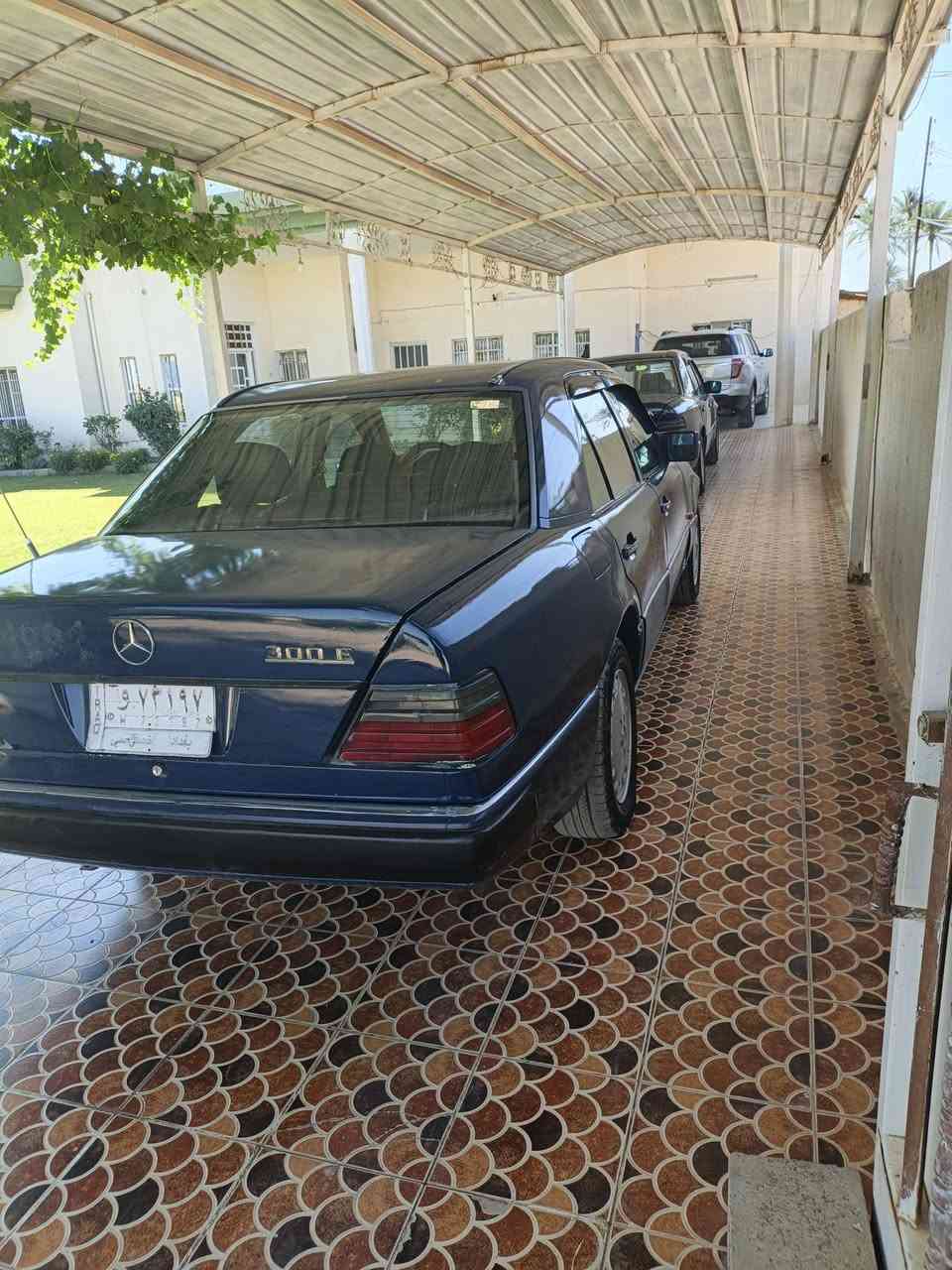 مارسيدس دب موديل 86محدثه 91بغداد مشروع وطني محرك كير بطه ديلكو 2500 السعر 38المكان سامراء المعتصم للاستفسار ***********
