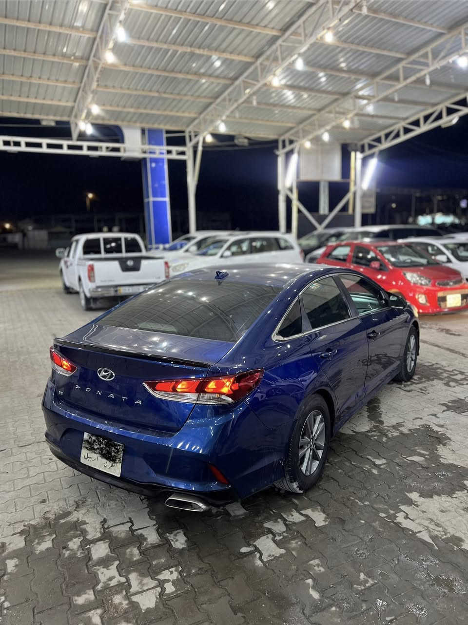 سلام عليكم
هونداي سوناتا موديل 2018
وارد امريكي الحادث بنيد فقط ايرباك دركة 
والباقي مكفول من الصبغ
الرقم اربيل الماني تحويل او وكالة
ماشية 88 ميل /محرك 2.4
السيارة جاهزة من كلشي
السعر 118 وبيها مجال بسيط
للاستفسار ***********
العنوان النجف الاشرف
