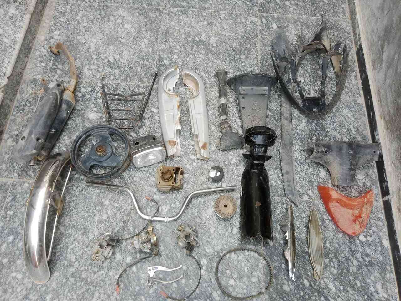 سلام عليكن شباب غراض ماكس ونامه لبيع كلشي موجود
لحيه ماكس ب٧ الاف 
كاتم كلجات ب٥
ذيل خلفي ب٤ الاف
سيبايه ب٨ الاف 
صالنصه ب١٥ بس طاكه
كور بلادي هوة والبستم مالته ب١٥
كابريترات بلاديه شغاله وحده على ١٥ ثنين ٢٥ 
يدات بريك زوج ب٥
كلج امامي بلادي ب١٠
قايش ب٣ الاف
زوج ماسدات مال اشاير ب٥ 
تك تريشه ب٣ وسواده دشبول ي٣ وماسده بك لايت ب٣ 
ويل خلفي بلادي ب١٥
قبق تانكي نامه هوة ومفتاحه ب٣ الاف
سترين ب٥
سبايدر طياري حديد ثقيل ب٦٠ 
جاملغ امامي ب٥ 
لايت كدام ب٥ 
حافضه زنجيل ب٥ 
مكان ناصريه مركز ***********
