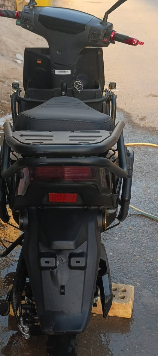 الماسة الشبح 2025 
🔹البيع  

🔹 ملف نحاس 3000 واط حقيقي
🔹 6 بطاريات ماركة تياننغ – 32 أمبير
🔹 دبلات  قوية
🔹 نظام فرامل ABS
🔹 بريك دسك هايدروليك – أمان كامل
🔹 لايتات زينون ساطعة
🔹 حجم الويل 10/350 – ثبات أكثر
🔹 تشغيل 3 أنظمة: كارت + سويج + ريموت
🔹 نظام 4 سرع – وسرعة حقيقية توصل 80 كم/س

🔹السعر 700
***********
