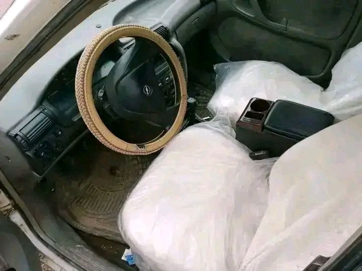 للبيع موديل ١٩٩٣ صبغ احزام انطيها صبغ عام
محرك ٢٠ رقمها بابل مشروع وطني شرط التحويل 
٣٢ ورقة المحرك بي خلل كهربائي فقط
 للاتصال /  ***********
مكاني كركوك.
مامتواجد عل الفيس
