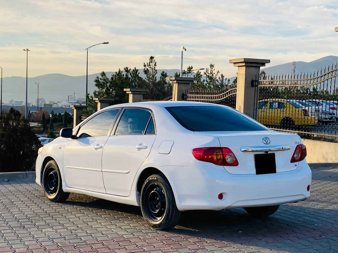 《بەناوی خوای گەورە》
کـرۆلای2010بڕاوەی دووبەی خلیجی سپی بەفری  ماشاللەی ئەوێت سەیارەکە زۆر جوانە،شاشە زینۆنە ناوزەردە گێڕ ئۆتۆماتیک و عادی ، مەکینەگەورەیە، گێڕومەکینەی بەشەرتی بێعەیبی ،کامێرایە،  نوکە دەرزی شوختی نیە،دەعامی بۆدەعامی بەشەرت، بیانو بڕە مشتەریت تەلەفون بکە مشتەری نیت سێعر تاقی مەکەرەوە  سەری خۆتو منیش مەیەشێنە.لەگەڵ ڕێزم
شوێن:سلێمانی
.ڤایبەری لەسەرە:***********
