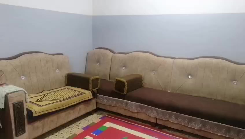 السلام عليكم ديوان للبيع 150 واللي يريد خليه يراسلني على الماسنجر


**إذا كنت صاحب هذا الإعلان وتريد حذفه لأي سبب، رجاءا أرسل رسالة إلى الدعم الفني**