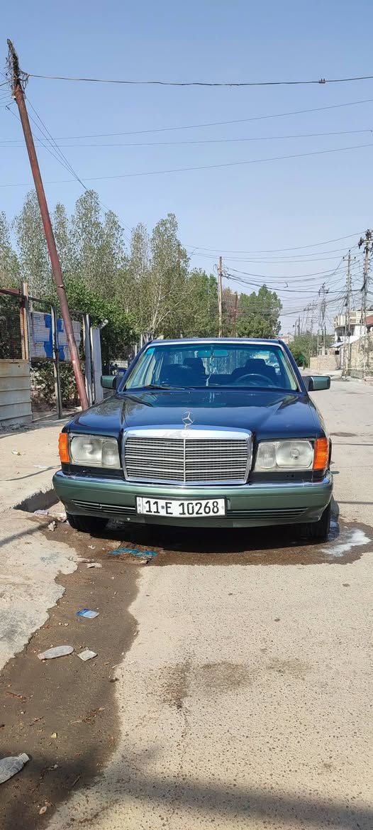 سلام عليكم ورحمه الله وبركاته
مارسدس جامبو باب قصير مكينه وكير بطه 

صبغ جديد

كهربائيات جدد

السعر 45وبيها شي قليل

مكان بغداد حي اور 
رقم ***********
