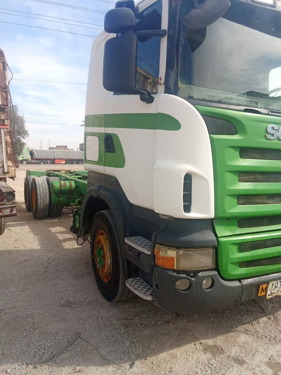 سلام عليكم سكانيا موديل2005 رقم اربيل سنويا منتهيه رقمها هل موجود سحال الخلفي دبلي شاصي بلادي  جوبلس اماي وخلفي  مكينه 500 لا بخار ولا تنقص كير 3/3.              تنكر ماء
سعر 148 وبيها مجال قليل الاستفسار اتصال على الرقم *********** رجاء مو شراي لا ينتصل
