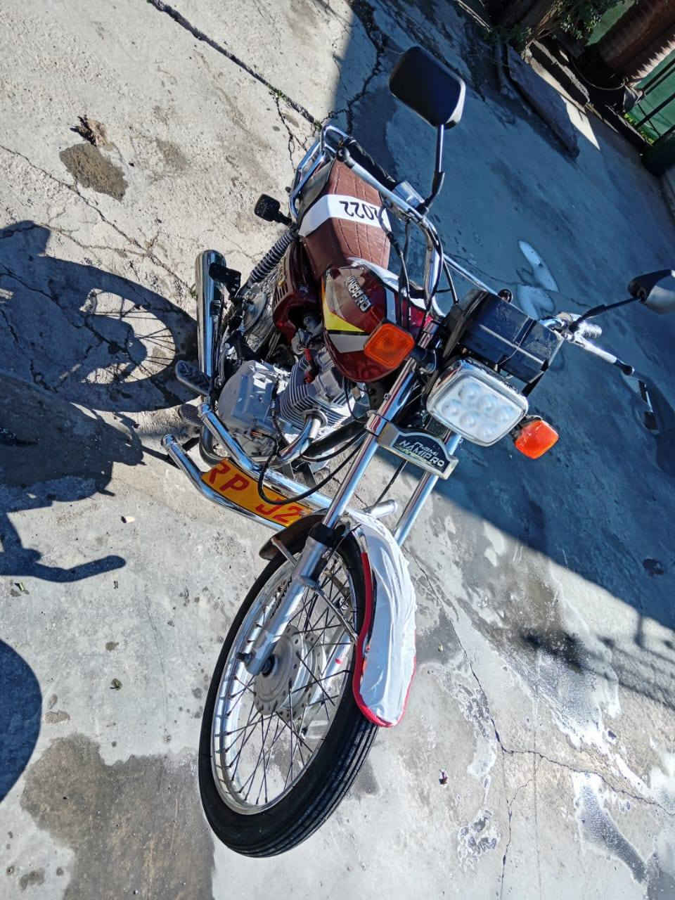 سلام عليكم للبيع او امراوس (نامة برو)
الموديل 2022اوراق كاملة مكينة بلجيس كهرباءيات كاملة 
العنوان اديالى شهربان جسر مهروت اتصل ***********
رجاءن المو شراي لايتصل  السعر خاص او واتساب فقط
