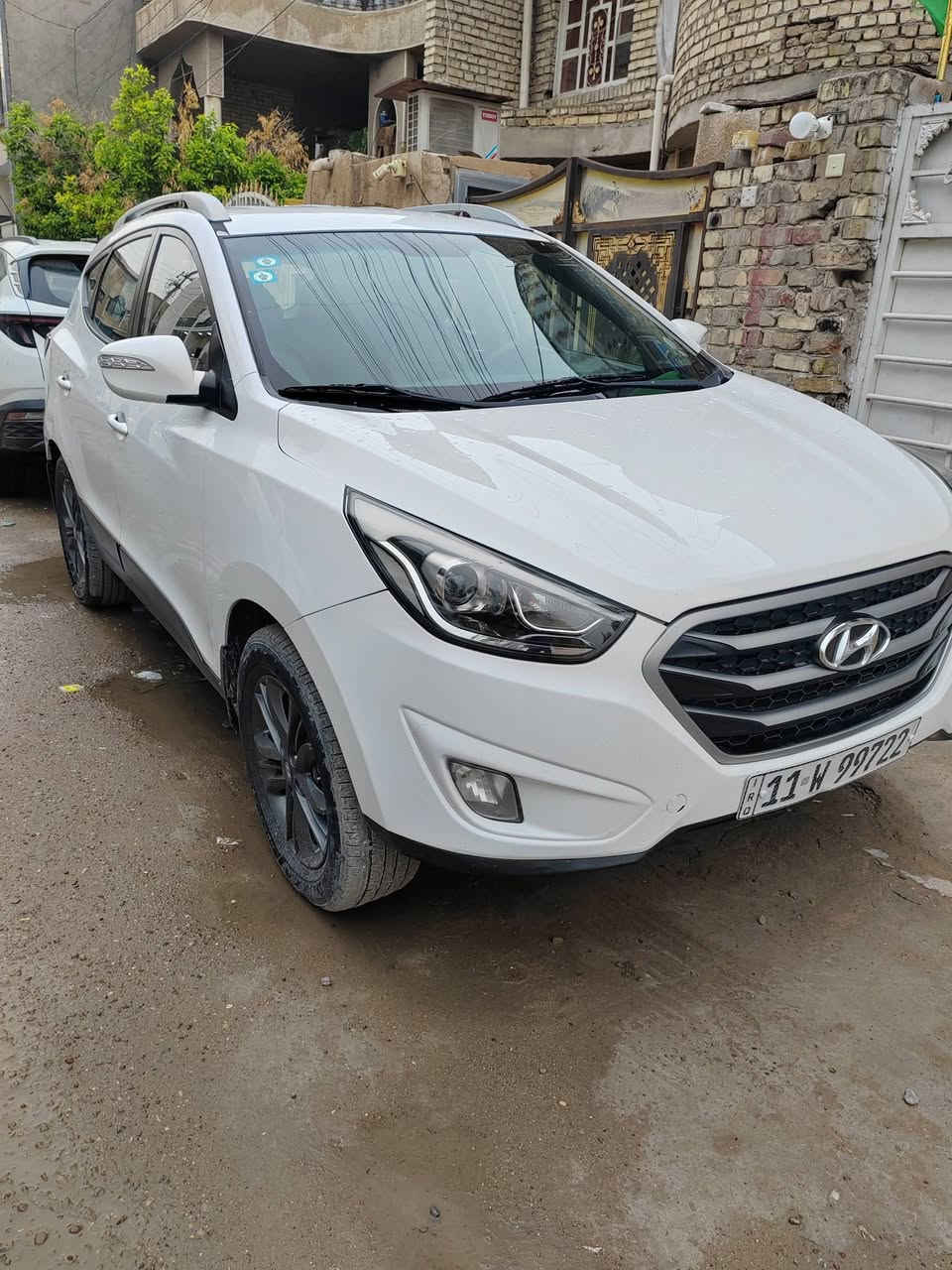 توسان ٢٠١٥ خليجي جديدة بمعنى الكلمة مابيها برغي نقص كير محرك بلادي مملعوب بيهن داخل جوزي تبريد خلفي تبريد ثلج تخم تاير جديد محرك 2000 دوش هزة جديدة سنوية لل٣٠ رقم بغداد مميز بيها حافات الداير مال الجاملغات الخلفية طخة بسيطة ومصبوغ دعاميات مصبوغة السعر ١٣٩. مكان بغداد حي اور ***********
