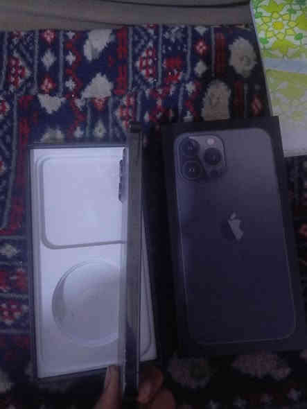 سلام عليكم ايفون 13 برو ماكس ذاكره 256 مبدل شاشه وضهر مفطر  وبي مشكله كل 24 ساعه يطفى ويرجع يشتغل طبيعي ولا كانما بي شي بطاريته 90 وسعره 350 الشراي يتصل ع رقم *********** مكاني ناصريه شطره

