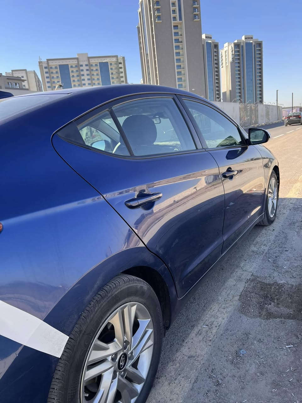 كلشي موضح بيها كلير مو صبغ مواصفات نص فول معروفه رادارت توقف ذاتي تحديد مسار قياده ذاتيه إلى اخره 125 وبيها مجال للشراي


**إذا كنت صاحب هذا الإعلان وتريد حذفه لأي سبب، رجاءا أرسل رسالة إلى الدعم الفني**