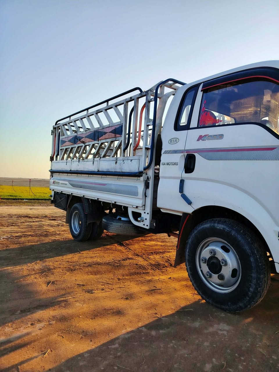 كيا للبيع فحل شرط محرك شرط صبق شرط شاصي تاير محور تانكي كاز محور سياره بلادي مال جناي رقم بغداد انكليزي رقم الموبايل ***********
