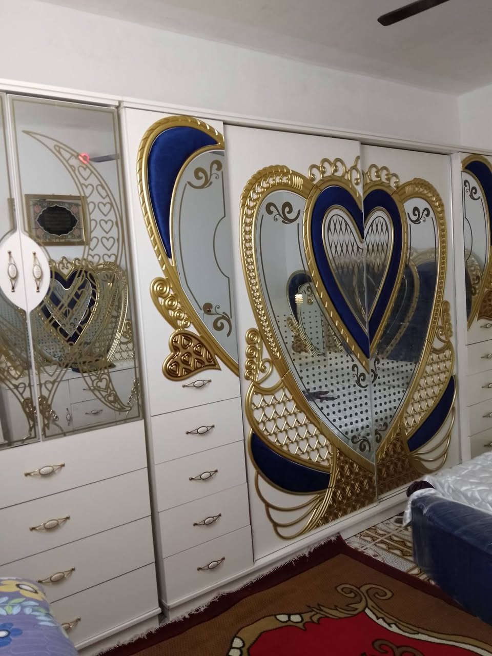 اعادة النشر بسبب الوعود الكاذبه اخوان الي ميشتري ليكلي احذف المنشور السلام عليكم غرفه تركيه نضافه95 كلش جديده اناره كامله شغاله وياها دوشك بعده بل نايلون ممستخدم نهايئه سعرها850وبيها مجال قليل مكاني بغداد حي النصر ماعندي نقل ***********
