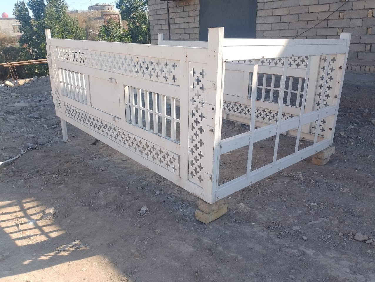 السلام عليكم محجر كيا ثنيه شرط جديد بدون خياس جيب وشد جاهز السعر ٣٠٠ وبيه مجال قليل مكان البصرة قضاء القرنه ***********
