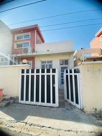 بيت حديث • ١٥٠م • مجمع الشريف السكني