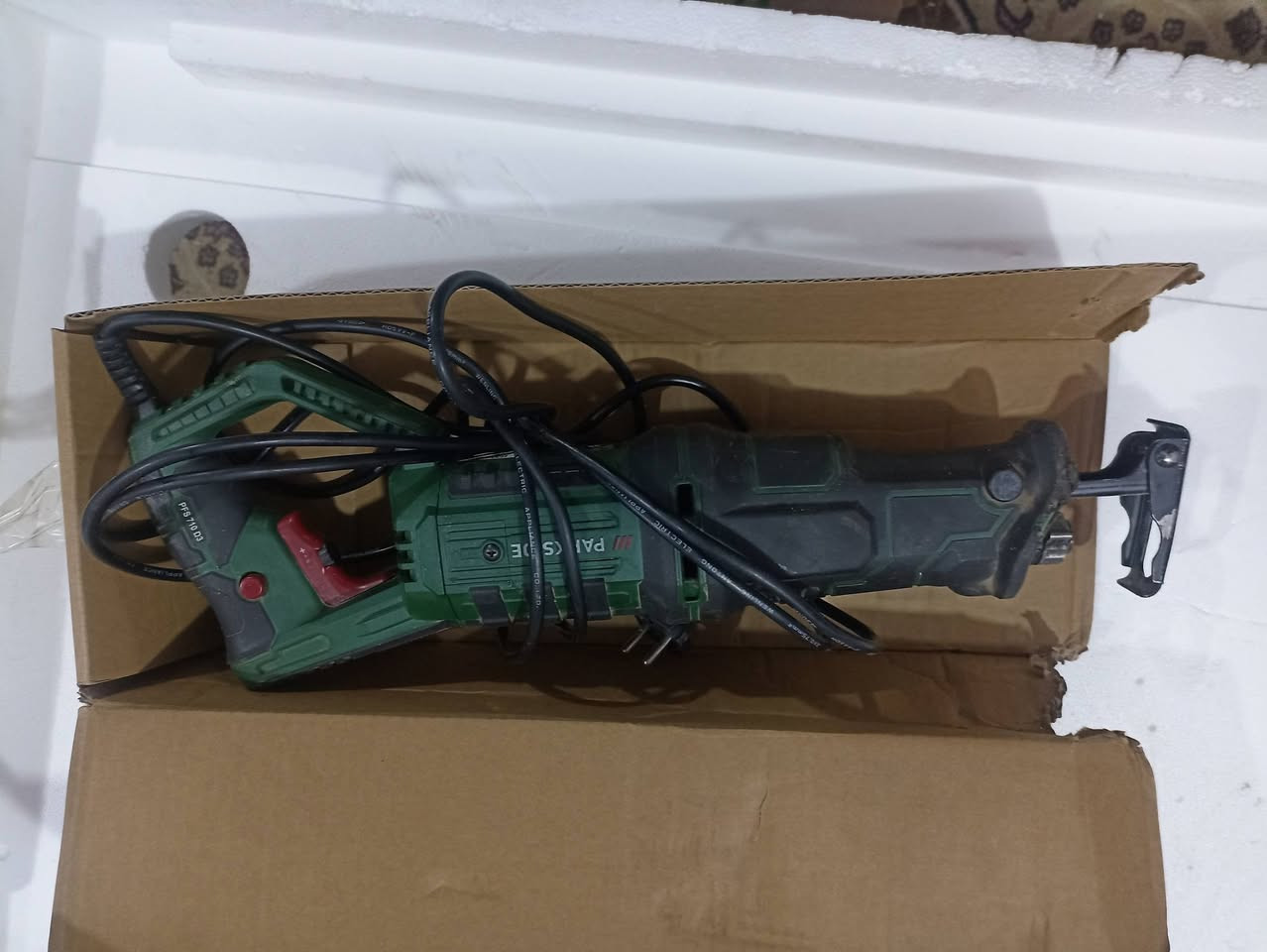 بسم الله الرحمن الرحيم 
عدد باركسايد والاسعار مثبتة أسفل الصور للاستفسار 
***********/***********
يوجد توصيل للمحافظات
