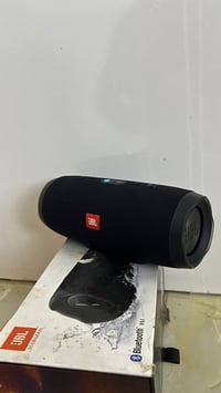 JBL Charge 3 • اصلي • نضيف