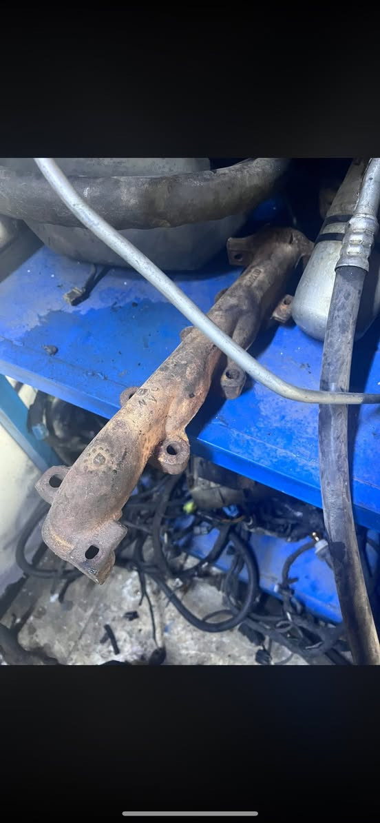 السلام عليكم
غراض مال محرك 4700 جيب دوج  مال كصه و ابيع عالشغل

تخم نوزلات 4700

تخم مجاول 4700

دكشن حار جهتين

و شوته كلهن مال وارد بشرط الفحص 

***********

مكان طالبيه
