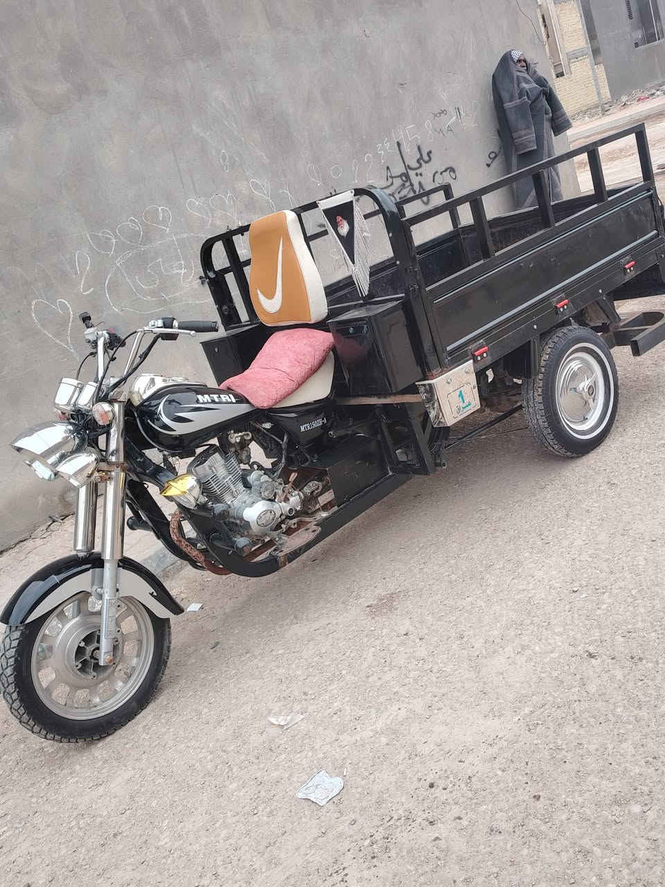 السلام عليكم 18 للبيع اوراق اصولي***********
