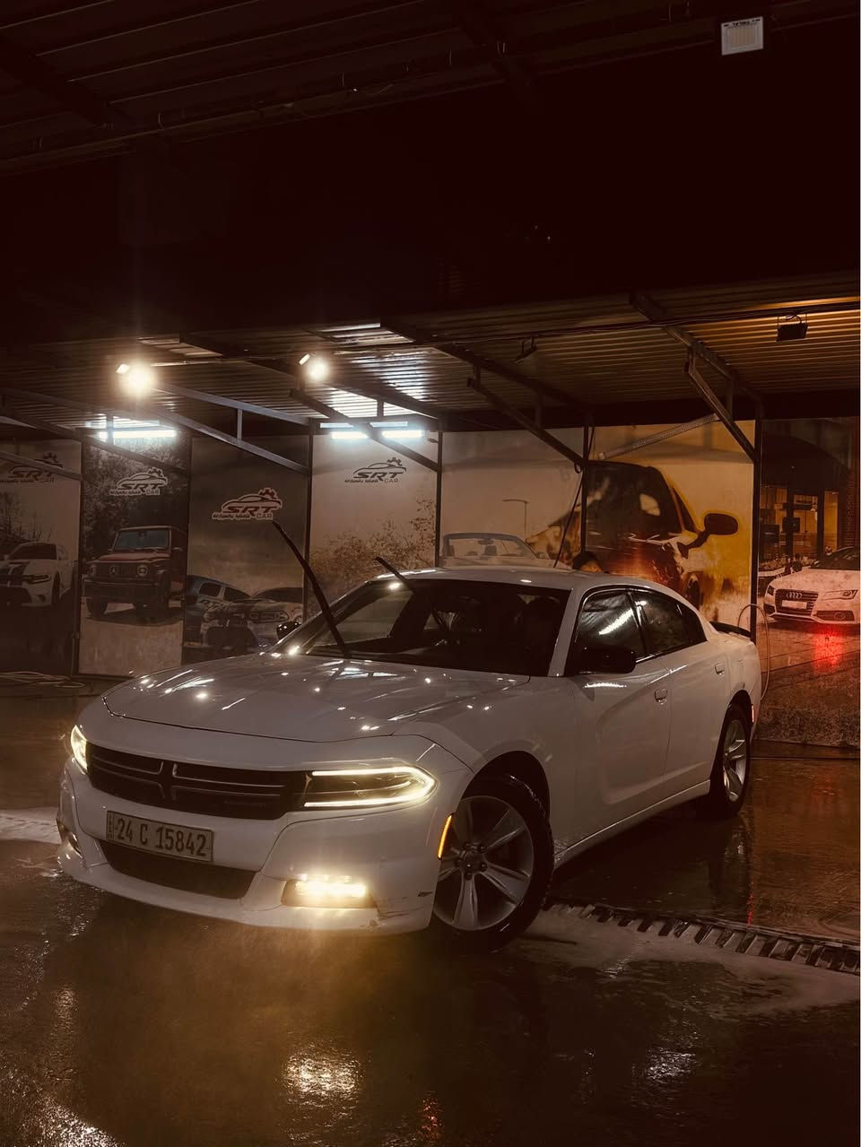 السلام عليكم 
دوج جارجر للبيع موديل 2016 
مواصفات عاديه ماشيه 380mi
السياره داخله كلين وبالعراق صار بيها حادث والسونار مرفق بالمنشور . كير ومكينه بحالة ممتازة عليها تخم تايرات جديد وحداديه السياره ممتازه السياره رقم شمالي وباسم صاحبها 
مكان السياره موصل التواصل مع صاحب السياره 
***********
السعر 175$ وبيها مجال للطيبين موصل, نينوى
