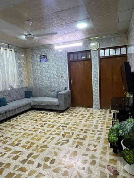 دار للبيع 🏘️
موقع حي الوحدة↗️🏘️

مساحة 200 متر📐📏

اربع غرف نوم بمساحة واسعة 👌🛌🛌

مطبخ 👨‍🍳 🍱 

هول عدد 2 🔝📐📏

استقبال واسع 📐📏💠💎↗️

صحيات لكل طابق 2️⃣⤴️ 🛁 

المنزل جاهز تماماً لايحتاج لاي تحديث او ديكور وحتى صبغ دينار ماتصرف عليه 💵👌🙂‍↕️

اوراق البيت سليمة 📑

مكاتبة مع الشرعي  📝✍🏻✍🏻

يقع المنزل على شارع واسع ونظيف وقريب على عدة مدارس ومساجد 🏫 

للتواصل والاستفسار:  ☎️ 
📱 ***********

📱 ***********

#عروض
#عقارات
#عقاري
#عقاراتي
