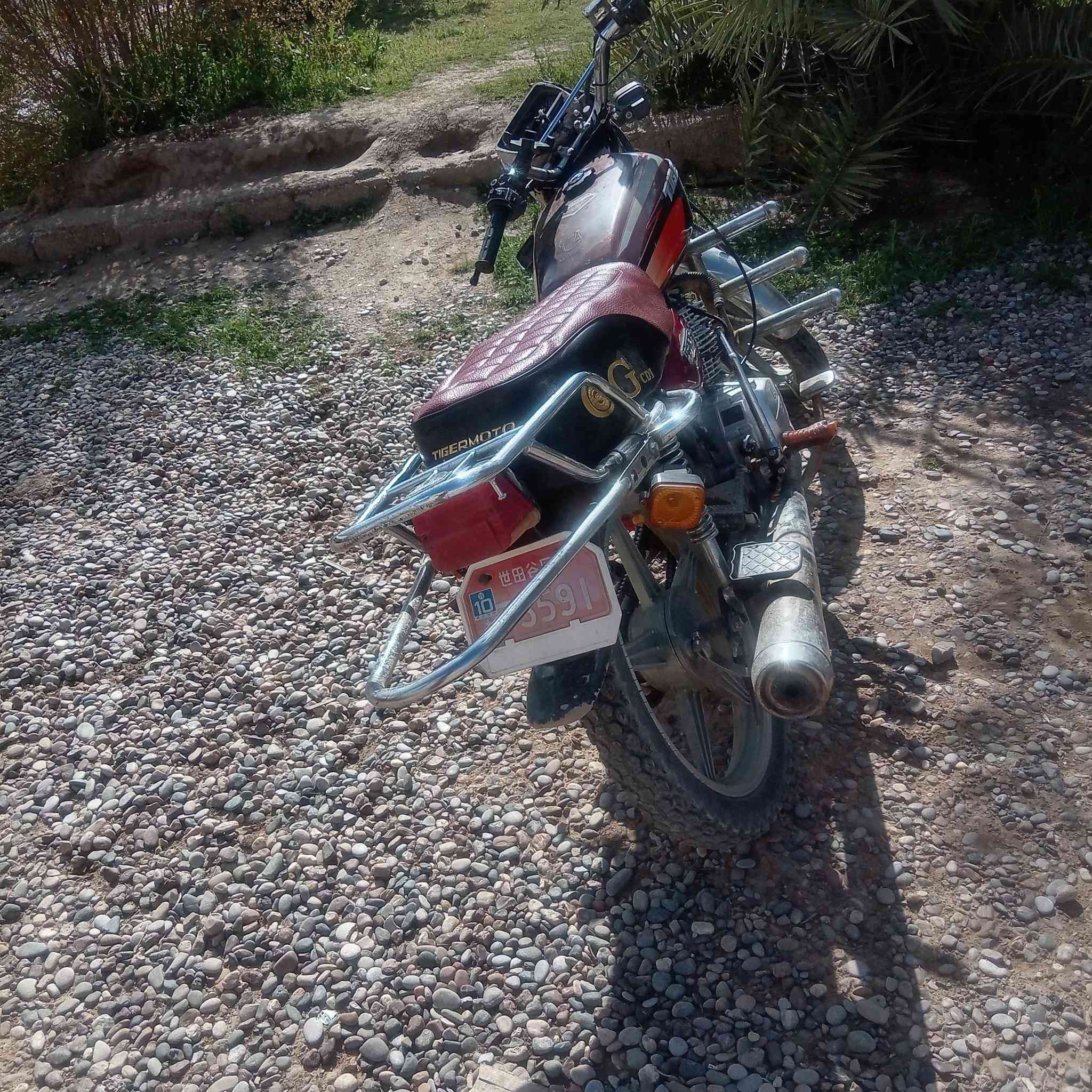 السلام عليكم ورحمة الله وبركاته موطور تايكر جديد للبيع وحي الله الشرايه ***********
