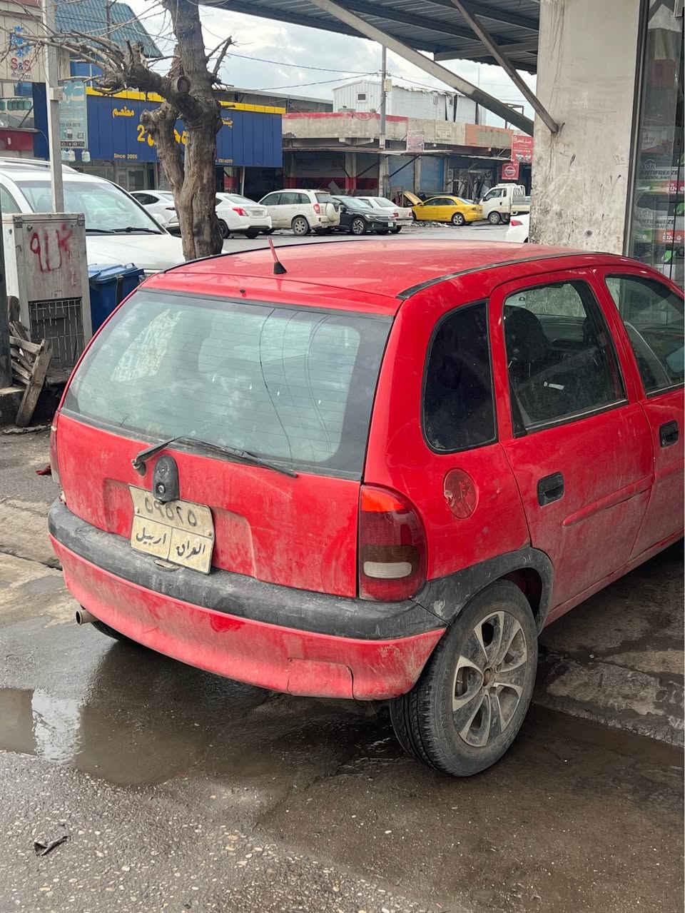 رەقەم هەولێر 
گیرە ئوتۆماتیك
مۆدیل ١٩٩٨ی مەکینەی ١٨ی 
گێرو مەکینەی و بەناوی کردن بەشەرتەی 
سبخ عامەی لۆ جوانی تەنها پێشەوە کەمیک لیدان هەیە وەك دیارە 
400 هەزار غەرامەی لەسەرە
ژمارەی مۆبایل :- *********** أربيل, العراق
