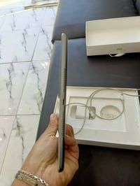 ايباد 9 البيع  ذاكره 65 نضافه الجهاز 95بطاريه قبل ٣اشهر 92  سعره 240 ب...