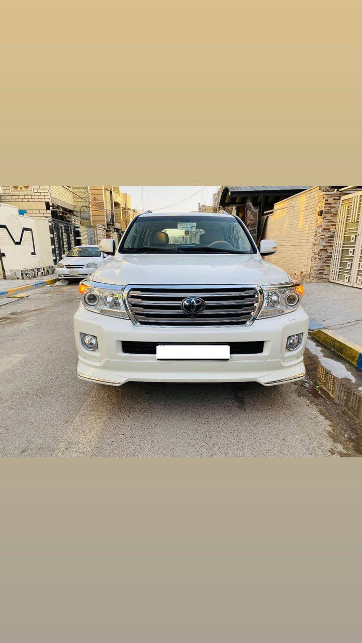 تويتا لاندكروز 2014 مواصفات لكزز VXR 5.7
سلايد كشن جلد و جنطه كهرباء 
4 كامرات ورادار كشن تدفئه وتبريد 
5 بصمات 
شاشه جبيره اصليه كشن ذاكره 
12 سماعه مري شفط ستيرن كهرباء
مانع انزلاق حساس امامي خلفي 
ماشيه 150الف حقيقي 
سياره جديده جداً بمعنى الكلمه
رقم اربيل الجديد
بيها ويل مال 2019 اصلي ياباني 
ما يحتاج ربع دينار مصرف 
بيها صبغ الهلال الجاملغ مقدار شبرين 
مع كارت وبارد شبر ركن بالبنيد 
كير محرك كفالة عامة من الفتح 
سنوية جديدة 2029 
للاتصال ***********
السعر 42وبيها مجال بغداد, العراق
