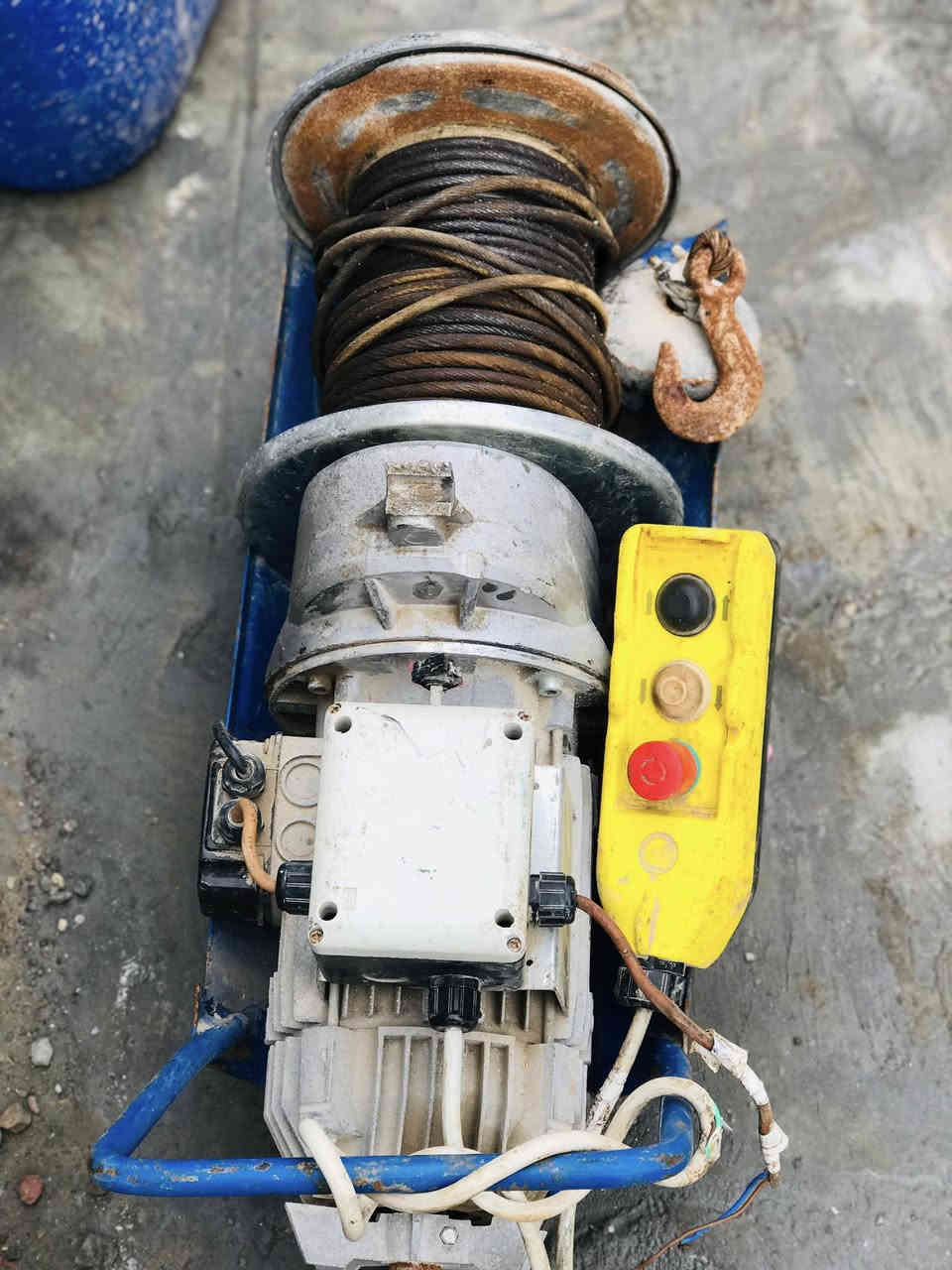 موطور ونج ايطالي مامفتوح ابو ال500 
السعر ٤٥٠ وبي مجال 
مكاني ديالى ***********
#الجميع
