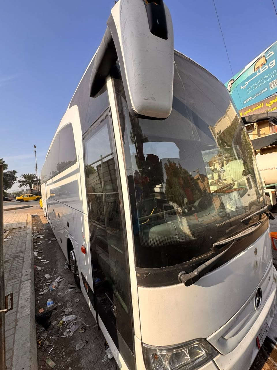 السلام عليكم 
تريفكو للبيع موديل 2007
رقم بغداد واقع حال
تخم تاير
تبريد ابو زعانف
مكينه 8
سياره جهازه وخير من الله
تأمين سعوديه
للاستفسار الاتصال على رقم ***********
