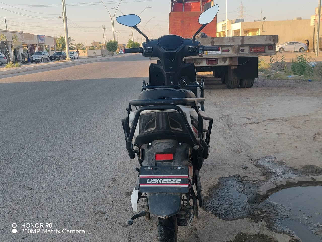 موطور شحن للبيع مستخدم شهرين فقط السعر 850 الف العنوان الرمادي الجزيره التواصل ***********
