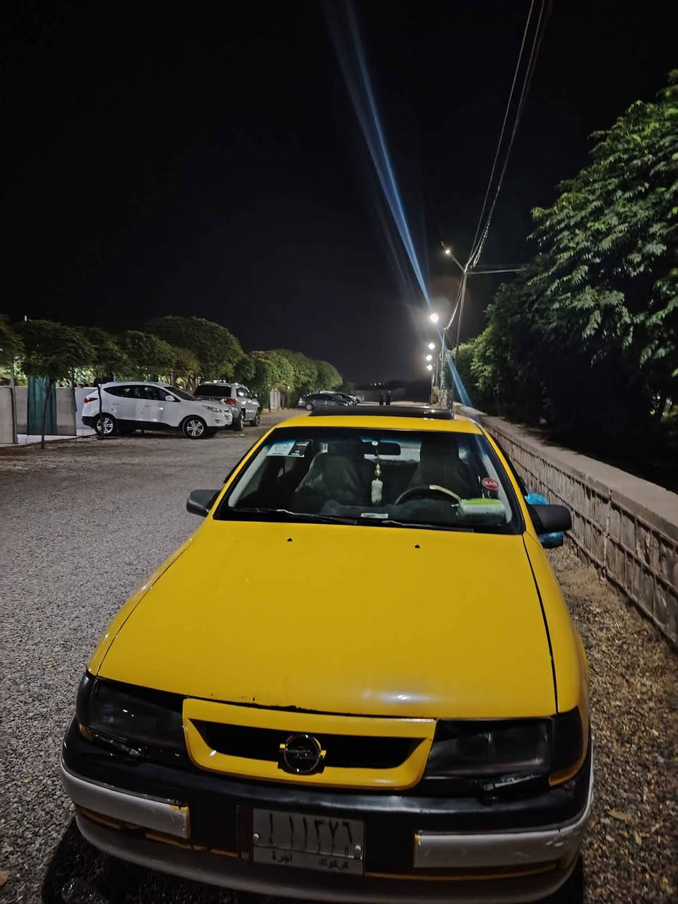 كير محرك شرط 
اربع جام كهرباء وسلايت 
اربع تايرات جديد 

تواصل *********** Singapore
