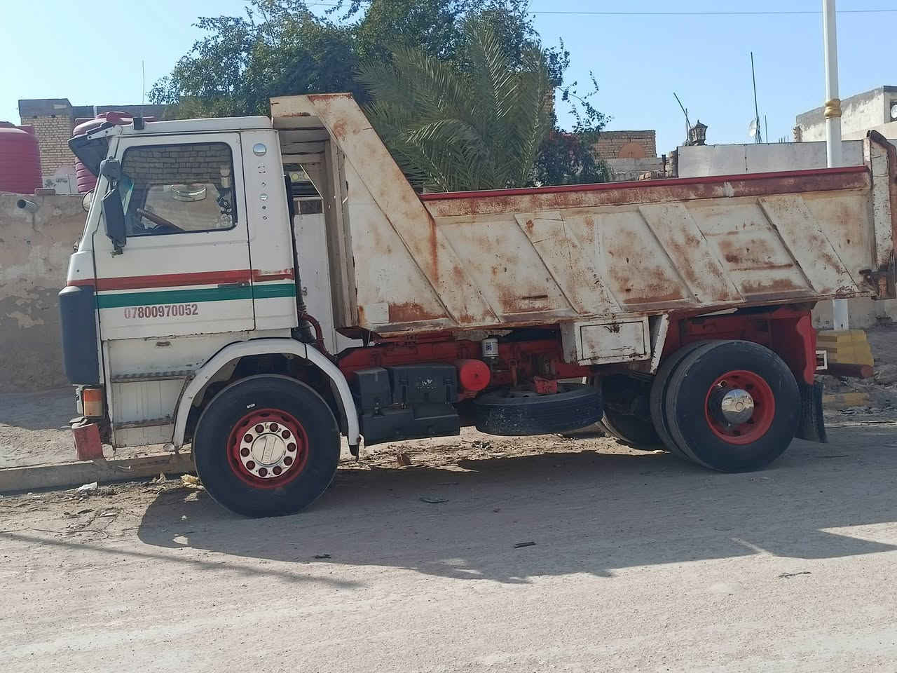 للبيع سكانيه 113 بلادي قلاب سياره جديدا مكفوله كفاله عامه سنويه انتهاء 2026/1/30 رقم الهاتف(***********)
