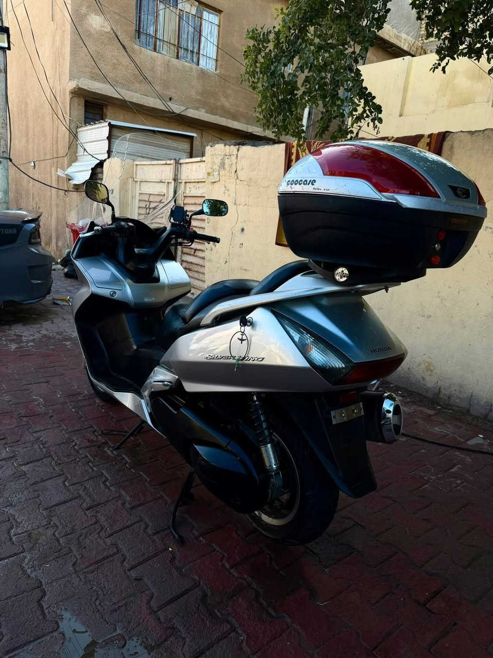 سلام عليكم سلفر ونج 600 جديدة حييل مكفولة برغي ممفتوح بل محرك تخم تاير جديد جنطه كامله مابيه نقص السعر 22 وبيه مجال للشراي مكاني بغداد الحسينية مال الشعب التواصل عل هذا الرقم ***********
