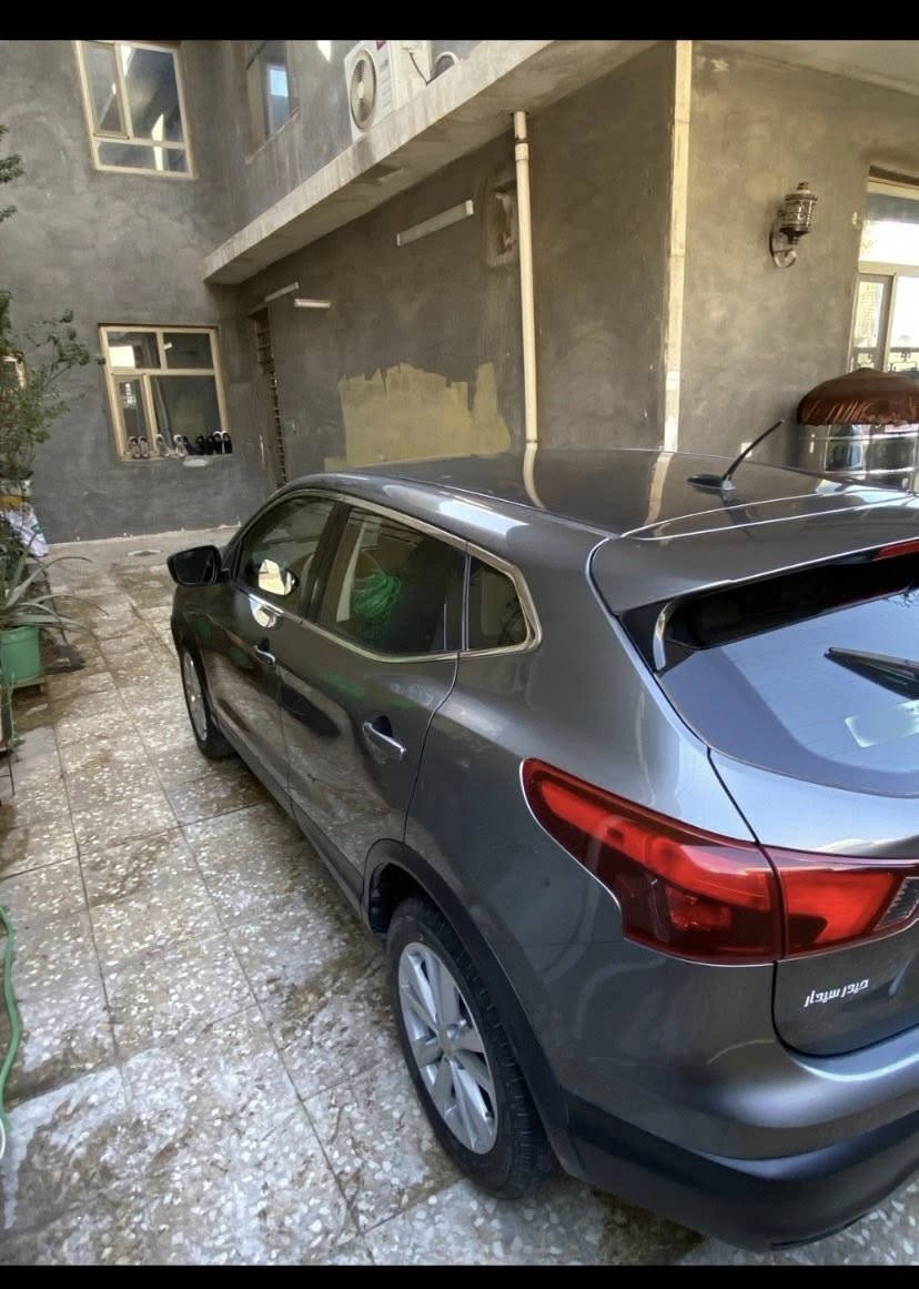 نيسان روج 2017
محرك 2000 سبورت
كلين تايتل
السيارة نظيفة 
ماشية 23 ميل
5 راكب 
السيارة بيها خدوش بسيطة في الجاملغ الامامي من الجهه اليمين غير هذا السيارة مكفولة كفاله عامة
السعر المطلوب 17.500 و بيها مجال للشراي


**إذا كنت صاحب هذا الإعلان وتريد حذفه لأي سبب، رجاءا أرسل رسالة إلى الدعم الفني**