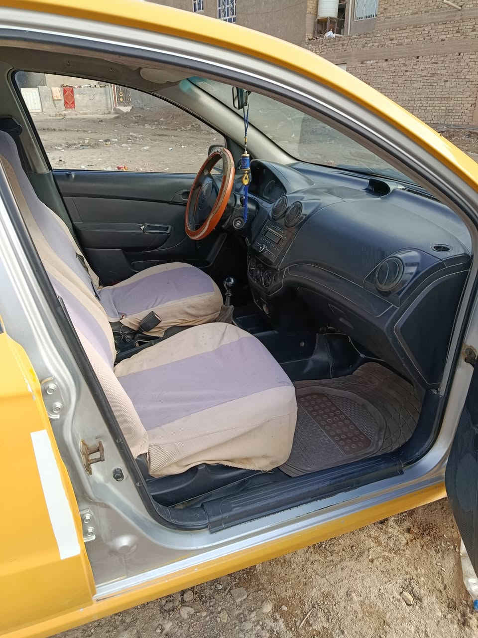 السلام عليكم افيو 2008 خليجي مكفوله من الضربه القويه عد دحجات خفيفه بيها خياسات  العنوان حله خلف مستشفى التركي 
السعر 35 بيها مجال 
***********
