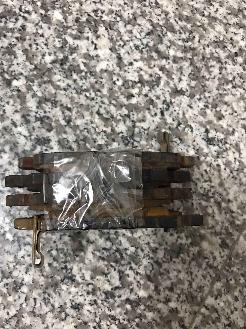 السلام عليكم مكلف بالنشر غراض نيسان سنترا امريكي مروحة نيسان سنترا تيربو اصلي شركة مال حاوية 125 الف دسكات مستخدم امامي خلفي سنترا من 16-19 بسعر 25 الف قواعد دبل امامي سنترا اصلي شركة مستخدم نظيف الزوج 30 الف  المكان بغداد للاتصال صاحب الغراض ***********
