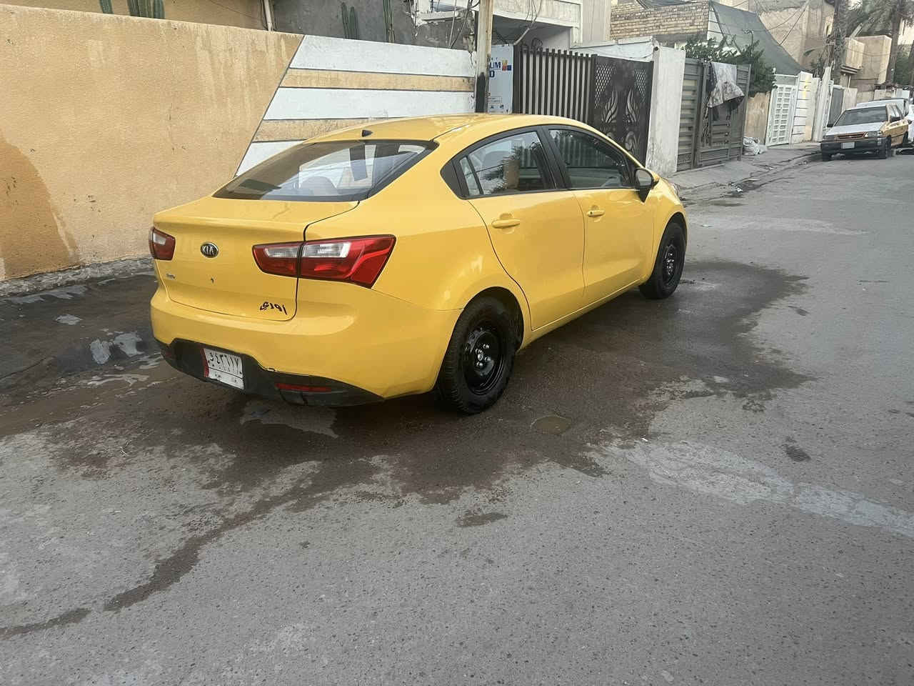 خليجي موديل ١٥ بدون برغي نقص
قفل.٨٠ مستعجل ع بيع 
شراي يتصل ***********
