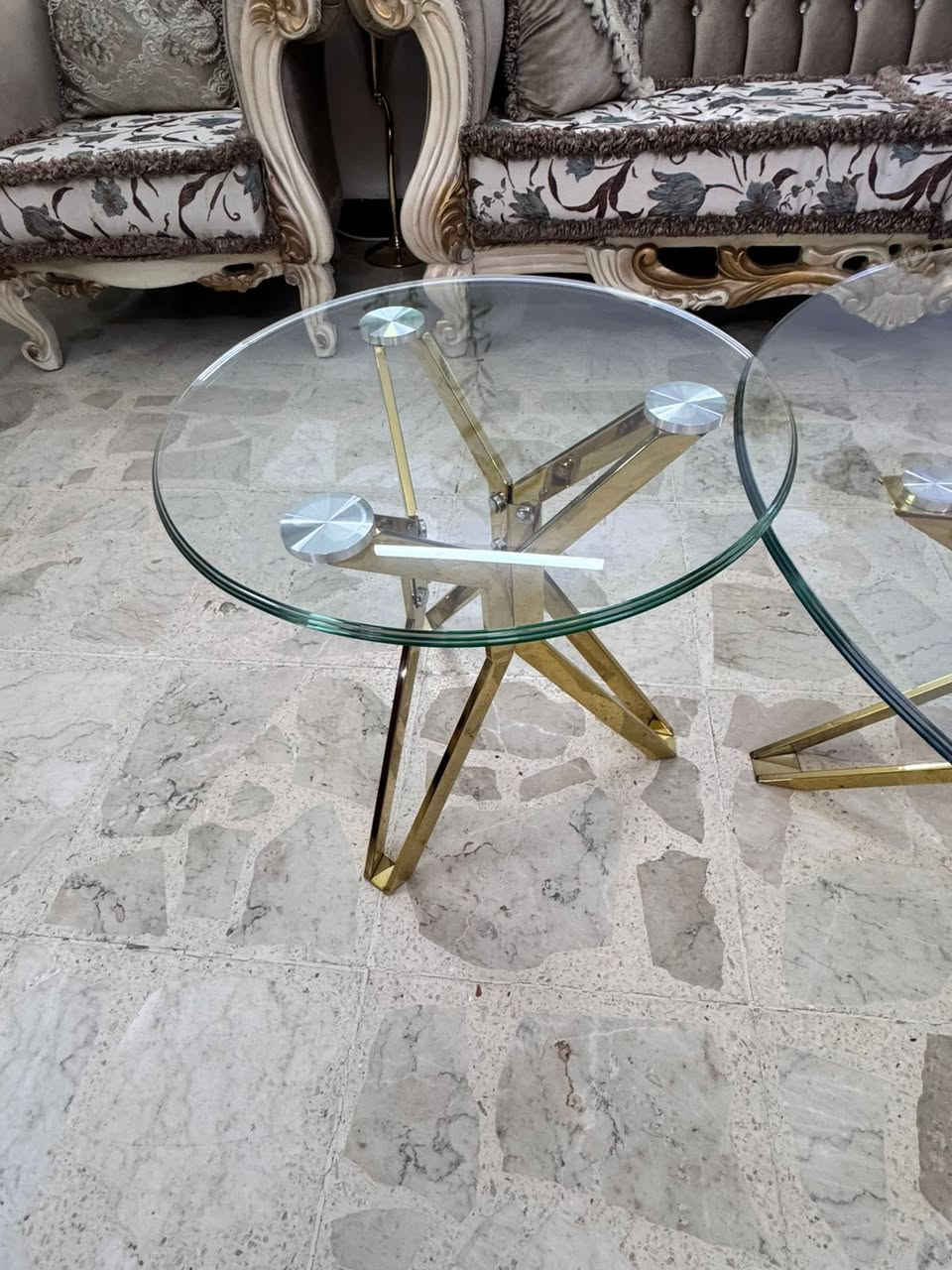 اغراض بيت مستعملة كولش نظيفة  مستعجلين عالبيع الاسعار داخل الصوره الكرخ


**إذا كنت صاحب هذا الإعلان وتريد حذفه لأي سبب، رجاءا أرسل رسالة إلى الدعم الفني**