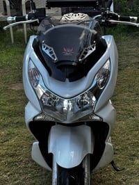 PCX جيل اول دراجه كلش حلوه عنوان البلديات سعر 1500رقم هاتف 07723222921