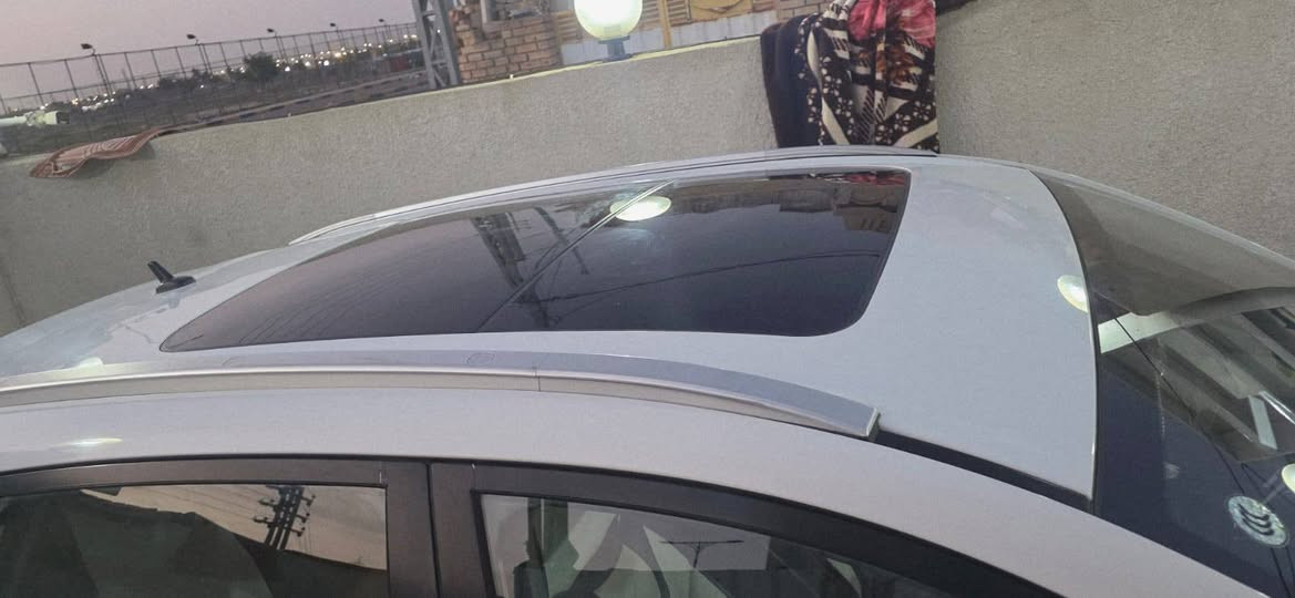 تيكو 7 2020
حرة بأسمي رقم واسط

- المحرك / 2000 مو تيربو يعني بانزين مو شرط محسن

- الكير / ميكانيكي 7 نمر 

المواصفات :

1. شاشة قياس 9 انج

2. حساس قياس ضغط الاطار ودرجة الحرارة

3. بنوراما

4. حساسات امامية خلفية

5. مري شفط

6. كامرة 

7.شاشة اعطال

8. 3وضعيات قيادة ايكو وسبورت ونورمال

9. وبعد بيها هواي مواصفات
للاستفسار ***********
