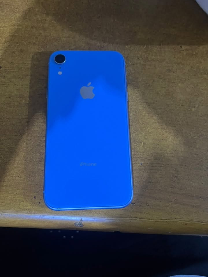 سلام عليكم ايفون xr بطاريه 77 جهاز حلو كلشي ممبدل بي شرط الفحص بس شاشته شويه مكسوره بس شغال مكاني البياع الشهداء
***********
