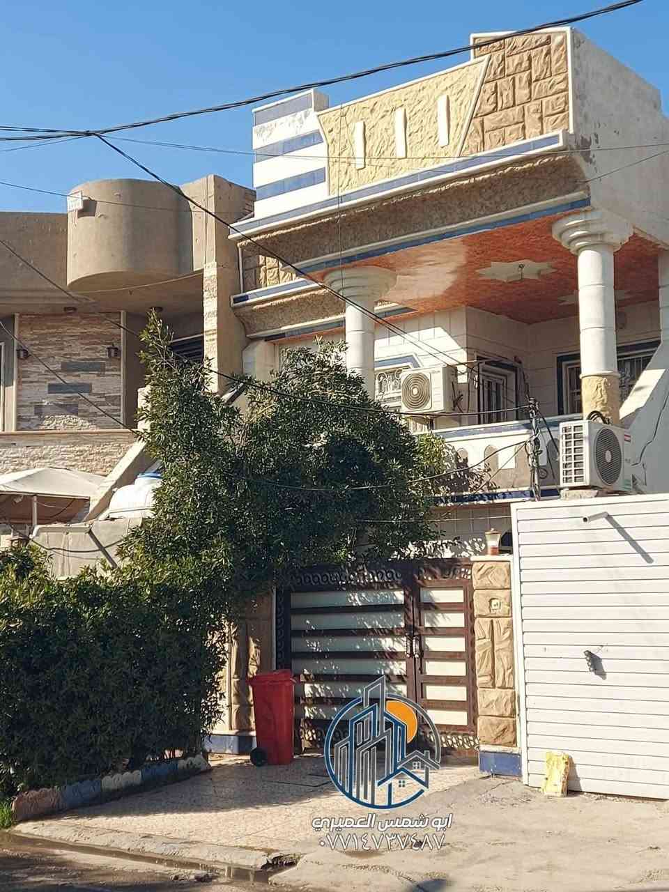 دار للبيع ✅️ الموقع بعقوبة حي المهندسين 🛕 شارع جامع [ صفاء الدين القيسي ] 🛣 خلف كراج بغداد القديم 💥 موقع مميز ⬅️ خدمات كاملة ⚜️ نوع العقار طابو ملك صرف ☎️ لمعرفة السعر لطفا الاتصال على الرقم ***********
⭕️ مساحة ( ١٦٥ ) متر 🔺️ واجهه ( ٥ ، ٨ × ٢٠ ) متر 

🏘 طابق الأول ( ١ ) غرفة نوم 🏛 وستقبال 🟨 وصالة 🛖ومطبخ [ حار ♨️ بارد ] 🛁 ومجموعة صحيات كاملة 🔶️ ومناور عدد ( ٢ ) 🚘 كراج سيارة 🏝 مع حديقة

🏘 طابق ثاني ( ٢ ) غرفة نوم 🔱 وصالة صغيرة 🛁 مجموعة صحيات كاملة🛖ومخزن ⬜️ مع سطحين 💥 

🏩مواصفات الدار 🧱 بناء طابوق 🟨 الأرضية صب شريطي بتلو 💡كهربائيات الدار سيمنز سعودي الأصلي 💠 نقوش الدار مغربي ⚜️⚜️⚜️

للاستفسار او الاتصال ☎️
 على الرقم*********** 📞📞
