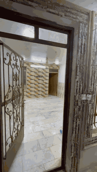 السلام عليكم شقه لليجار طابق اول 
الشالجيه قرب شمعه الماء 

مكتب الابتغاء 
***********
